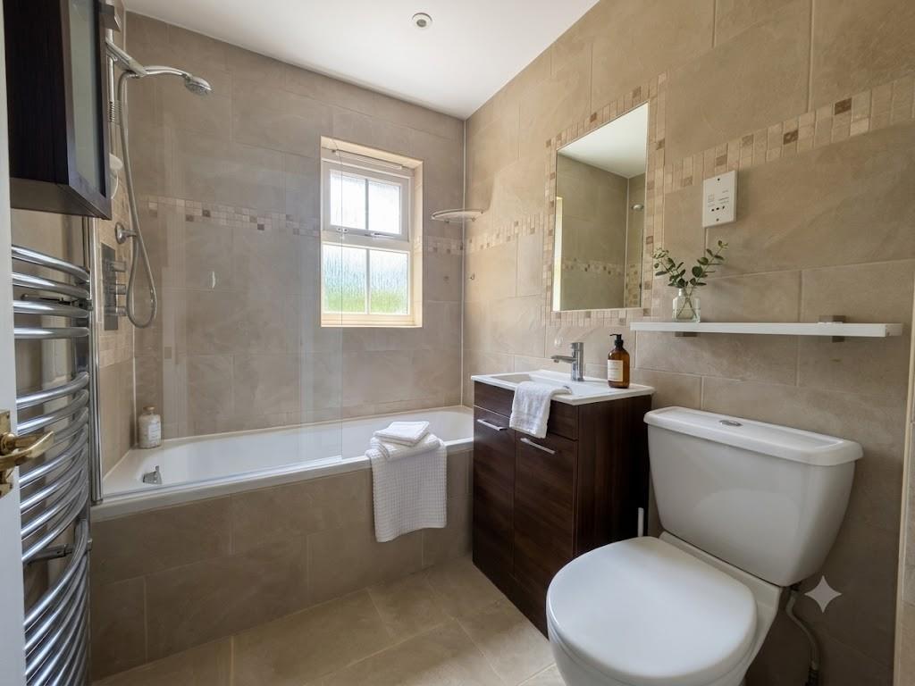 Colenso Drive, Mill Hill, NW7, London